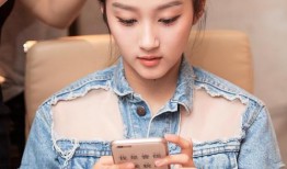 关晓彤曾经息影爆料视频,揭秘她停工背后的故事